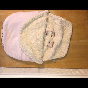 Bundle Me car seat cover